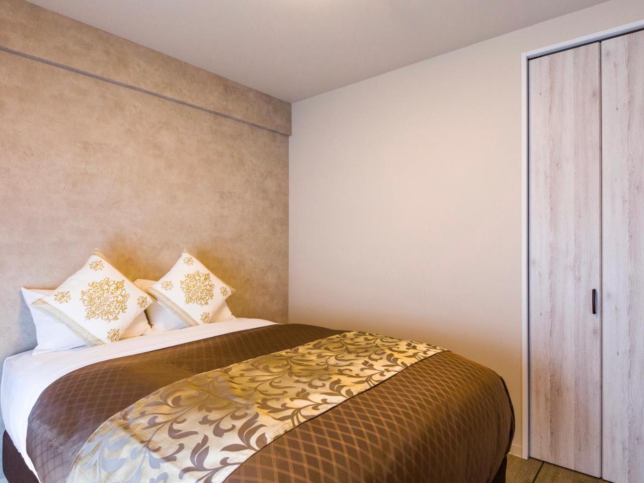 Mr. Kinjo In Gusuku Aparthotel Okinawa Exterior photo